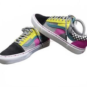 "Vans" Old Skool (Juxtapose Pack) Unisex Adults. Sz.8 Men, Sz.9.5 Women. Brand..